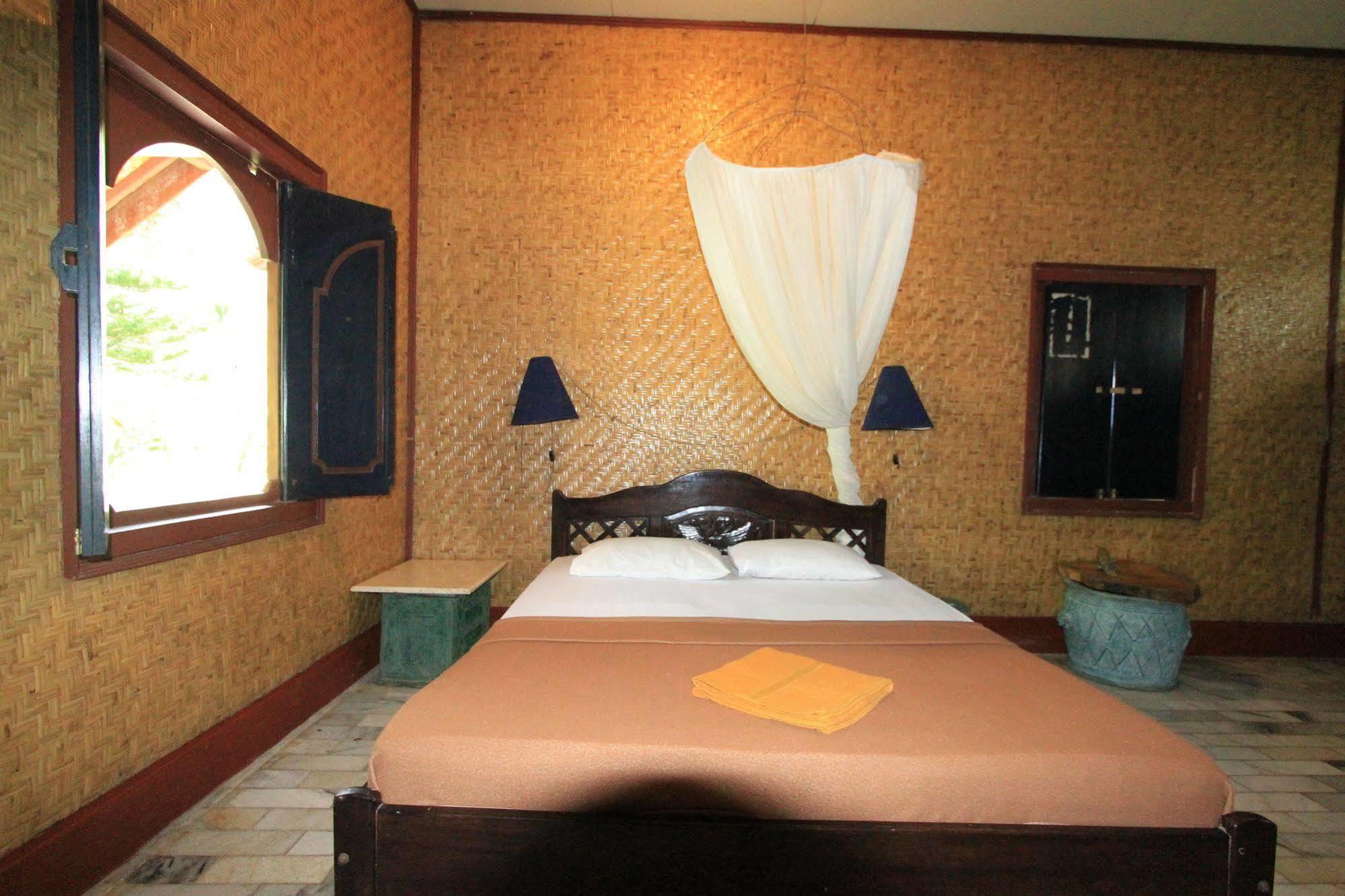 Hotel Bumi Aditya Senggigi Eksteriør bilde