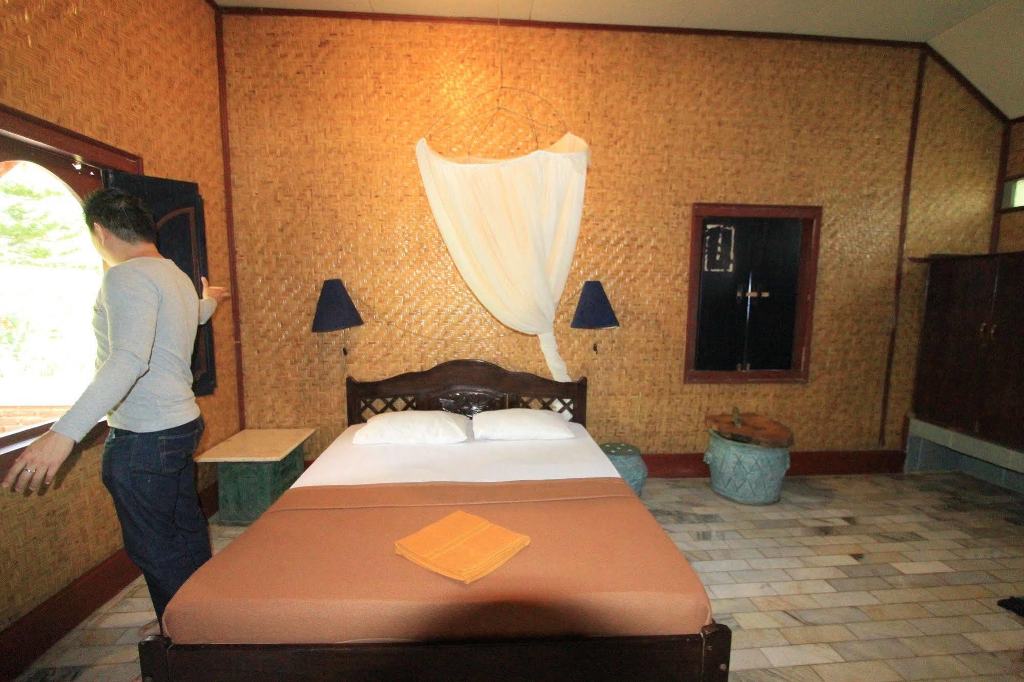 Hotel Bumi Aditya Senggigi Eksteriør bilde